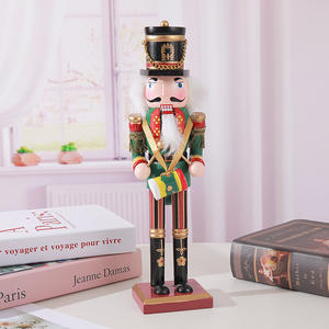 Schima Superba เครื่องกะเทาะเปลือกถั่วขนาด30ซม. จี้รูปทหารหุ่นเชิดของตกแต่งของขวัญวันหยุดและคริสต์มาสที่สร้างสรรค์ - Product Image 6