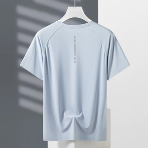 Logotipo personalizado de manga corta para hombre nueva camiseta de secado rápido para hombre nueva camiseta transpirable de seda helada para correr fitness deportes sueltos - Product Image 2
