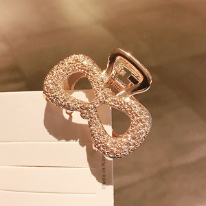 <span class=keywords><strong>Pince</strong></span> à <span class=keywords><strong>cheveux</strong></span> à griffes élégantes dorées de <span class=keywords><strong>petite</strong></span> taille pour filles et femmes en métal durable - Product Image 6