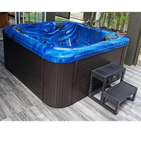 Baignoire de massage en acrylique de luxe pour cinq personnes, sièges ergonomiques, jets d'hydrothérapie, éclairage LED, contrôle thermostatique pour spa à domicile
