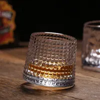 Set di bicchieri da Spinning a dondolo in vetro di whisky da bere in cristallo di vendita calda Amazon