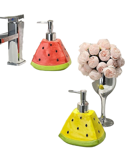 Dispenser di Sapone per <span class=keywords><strong>Bagno</strong></span> a Forma di Anguria - Contenitore in Ceramica per Lozione Liquida per Doccia - Product Image 4