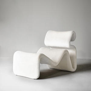 Designer Abstract Lines Fold and Etcetera Bend Bendy Lounge Chair Chaise longue en fibre de verre profilée - Product Image 1