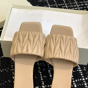 Nouvelles sandales plates en cuir véritable de luxe MIU pour femme, collection été 2026 – Chaussures de plage de haute qualité - Product Image 3