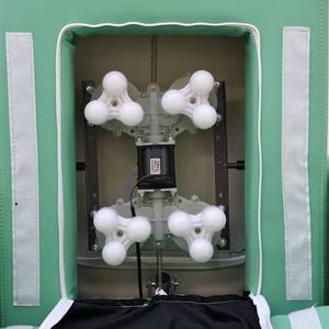 Fauteuil de pédicure de luxe moderne en cuir vert pour salon de manucure, avec massage et pompe à jets pour soins des pieds - Product Image 4