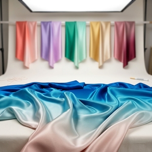 Tela <span class=keywords><strong>de</strong></span> Satén <span class=keywords><strong>de</strong></span> Seda <span class=keywords><strong>de</strong></span> 90 g/m² para Vestidos, Diseño <span class=keywords><strong>de</strong></span> Moda, Elástica, Impresión Digital, Tejido <span class=keywords><strong>de</strong></span> Poliéster y Spandex, Satén Brillante para Vestidos <span class=keywords><strong>de</strong></span> Niña - Product Image 2