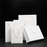 Sacs cadeaux personnalisés avec logo Sacs d'emballage en papier
