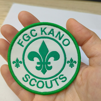 Fabricant de tissu non tissé Badges Chapeau Broderie Logo Étiquette Propre Conception Personnalisée Fer sur Tissé Patchs pour Vêtements