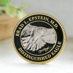 Monete Commemorative 3D Personalizzate all'Ingrosso - Medaglioni Bicolore Personalizzati con Incisione di <span class=keywords><strong>Nome</strong></span> ed Aquila - Product Image 1