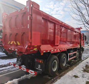 Экспортная версия самосвала SHACMAN F3000 8x4: Мощность 371 л.с. для тяжелых условий эксплуатации в горнодобывающей и строительной отраслях - Product Image 6