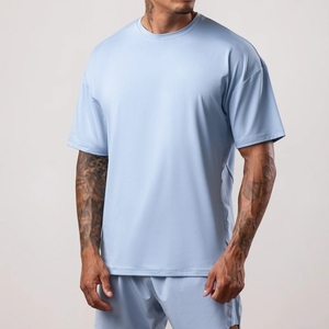 Custom <strong>88</strong>% <strong>Polyester</strong> <strong>12</strong>% <strong>Elastane</strong> Reflective Logo Tshirts Side Split Mesh Panelling Oversized Training Tshirts for Men - Product Image 4