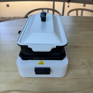 Customized Wholesale <strong>New</strong> Design Multi-functional Double-layer 2-in-1 Smokeless Non-stick Hot Pot Electric <strong>Grill</strong> <strong>Pan</strong>