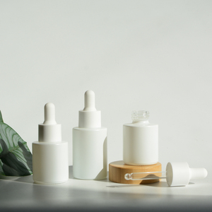 Venta al por Mayor de Botellas de Vidrio con Gotero para Suero de 20 ml y 30 ml, Botellas de Vidrio Esmerilado Blanco <span class=keywords><strong>Perla</strong></span> con Hombro Plano para Aceites Esenciales y <span class=keywords><strong>Perfumes</strong></span> - Product Image 4