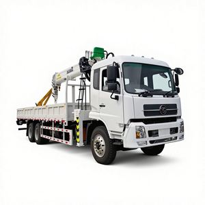 Grue télescopique montée sur camion de 8, 10 et 12 tonnes, personnalisée en usine - Product Image 1