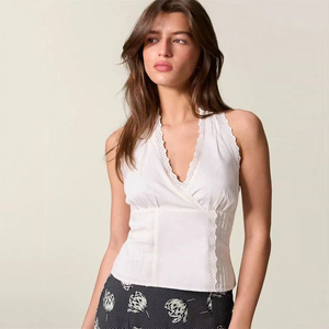 Camiseta sin mangas con cuello halter y encaje en V profundo, color blanco, estilo Pure Desire para mujer - Product Image 1