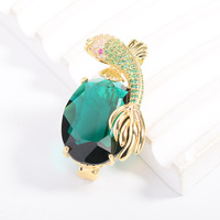 XILIANGFEIZI Nouveauté 2025 Broche Poisson Rouge en Cristal, Épingle en Zircon au Design Original, Accessoire de Costume et de Corsage