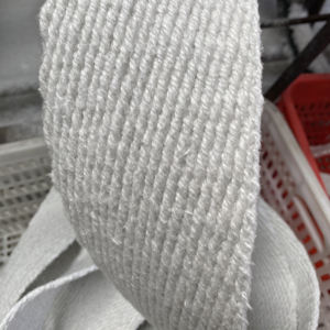 Gran oferta, <span class=keywords><strong>precio</strong></span> competitivo, <span class=keywords><strong>cinta</strong></span> de fibra cerámica aislante, <span class=keywords><strong>cinta</strong></span> de lana de fibra cerámica <span class=keywords><strong>refractaria</strong></span> a granel para equipos de aislamiento térmico - Product Image 3