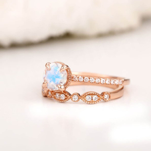 แหวนเงินแท้ 925 ประดับมูนสโตนสีน้ำเงินธรรมชาติ ชุดแหวนมูนสโตนสีโรสโกลด์ แหวนซ้อนกันได้ - Product Image 2