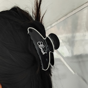 Jepit Rambut Akrilik Warna Solid dengan Nama Kustom untuk Wanita (Grosir) - Product Image 2