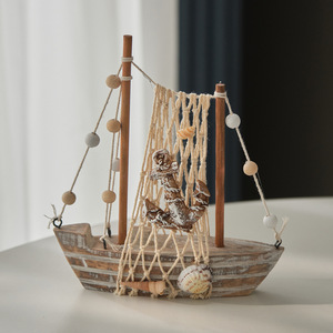 Modèle de bateau en bois vintage avec voile en maille de coquillages, décoration pour la maison, cadeau - Product Image 2