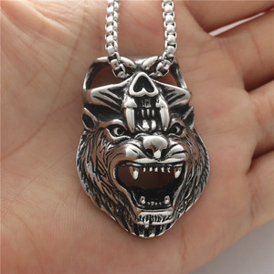 Colgante de Lobo de Acero Inoxidable, Estilo Punk con Temática Animal, Collar para Hombre, Accesorio de Regalo - Product Image 3