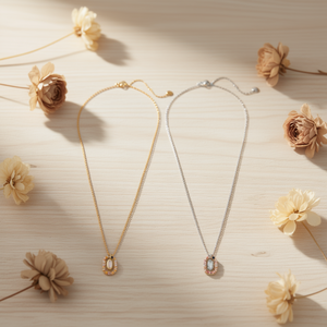 Collana con Ciondolo a Forma di Lettera Q con Diamante 10x15cm, Stile Collare, Gioielli alla Moda in Acciaio Oro e Argento - Product Image 3