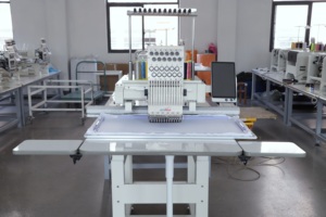 Revhon đầu đơn khu vực làm việc lớn 400x800mm Máy thêu vi tính - Product Image 2