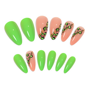 <span class=keywords><strong>Uñas</strong></span> Postizas de Verano con Diseño de Leopardo <span class=keywords><strong>Verde</strong></span> Neón, Base Nude y Decoración de Cadena Dorada, Suministro de Fábrica, Venta al Por Mayor - Product Image 5