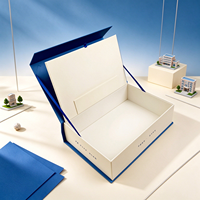 Boîte de luxe en forme de livre avec impression couleur, insert 3D pop-up et emballage souvenir pour coffret cadeau scolaire