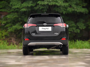 Toyota <span class=keywords><strong>RAV4</strong></span> AWD 4x4 essence 2018 d'occasion à prix abordable, idéale pour les conditions routières africaines, très demandée en Afrique, exportation vers l'Afrique - Product Image 5