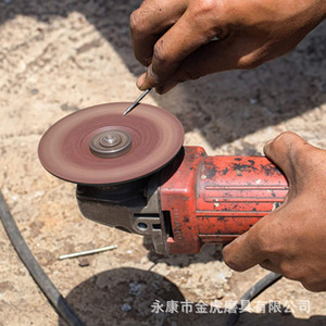 Discos de lijado de fibra Sky Eagle de 4 y 5 pulgadas, grano 100, tela elástica metálica para lijado de madera y metal - Product Image 2