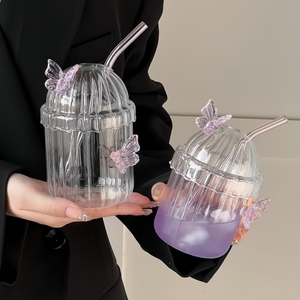 Bicchiere in Vetro Borosilicato 3D a Forma di Farfalla da <span class=keywords><strong>500</strong></span> <span class=keywords><strong>ml</strong></span> per Caffè Freddo, Succo, Latte e Bevande Fredde con Coperchio e Cannuccia - Product Image 1