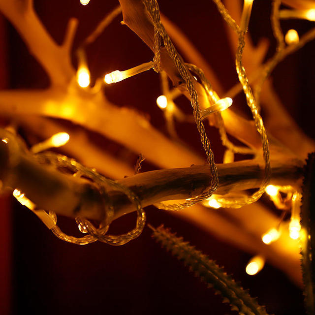 High Quality Outdoor Waterproof Warm White LED String Lights Colorful Christmas Ice Strip Holiday Decorations IP44 Rating Easy