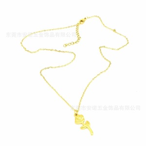 Collier pendentif rose en acier inoxydable plaqué or 18 carats, design floral, pour cadeau, bijoux tendance - Product Image 4
