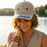 Gorra de béisbol personalizada con insignia redonda, bordado tropical en el visera, letras comunes, algodón, color caqui, para playa y resort, sombrero de verano al por mayor, OEM