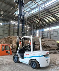 Mini Montacargas <span class=keywords><strong>TCM</strong></span> <span class=keywords><strong>35</strong></span> Diésel de Segunda Mano, Montacargas Usados Diésel de 3.5 Toneladas - Product Image 1