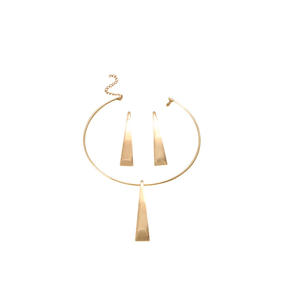 Collar Triangular de Lujo Ligero para Hombre, Estilo Moderno, Joyería Geométrica de Alta Gama, Minimalista, para Aniversario - Product Image 5