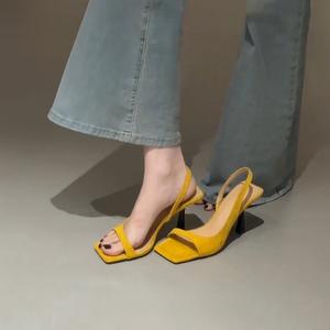 Sandalias de tacón alto para mujer, estilo francés, con punta cuadrada, una sola tira, punta abierta, tacón delgado negro, sin espalda, para vestidos de verano - Product Image 3