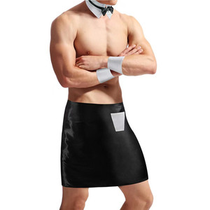 Costume d'homme sexy avec tablier en simili cuir noir pour une tenue séduisante - Product Image 1