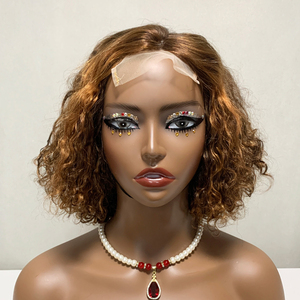 Perruque en cheveux humains à texture bouclée soyeuse, expérience d'opulence avec une perruque bouclée de luxe 4x4, ajustement sécurisé, faible entretien - Product Image 4