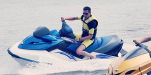 Nouveauté 2025 Moteur hors-bord de type SEADOO 1400cc à démarrage électrique Quatre temps <span class=keywords><strong>Jet</strong></span> <span class=keywords><strong>ski</strong></span> - Product Image 5