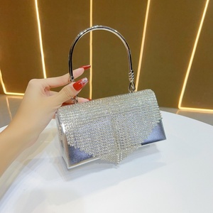 <span class=keywords><strong>Sac</strong></span> de soirée élégant pour femme 2026 en cuir PU avec chaîne, orné de strass et de pompons, <span class=keywords><strong>sac</strong></span> à <span class=keywords><strong>main</strong></span> perlé en cristal - Product Image 6