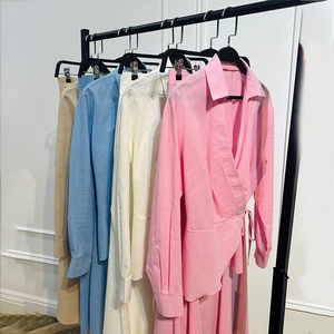Ensemble Femme Nouvelle Collection Automne 2026 : Chemise Tendance à Lacets et Jupe Plissée - Product Image 3