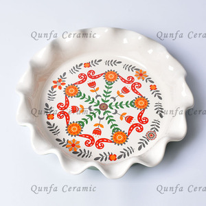 Wholesale Factory Price Eco-Friendly <strong>Ceramic</strong> <strong>Pie</strong> Baking <strong>Dish</strong> with Custom Design Round Flower Rim Oven Safe Low MOQ - Product Image 4