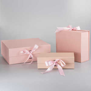 Cajas de regalo plegables de cartón de aceite polaco con cierre de asa de cinta Embalaje magnético de lujo para el Día de San Valentín - Product Image 3