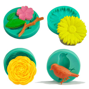 Fondant Silicone Chocolate Mold Flower Shape 5.5*0.9 Non-Toxic <b>Cake</b> <b>Decorating</b> <b>Supplies</b> Birthday Decoration Tool - Product Image 1