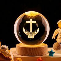 Boule de verre lumineuse LED gravée au laser 3D Honor, artisanat en cristal pour décorations de bureau, la croix du Christ Jésus, la Vierge Marie