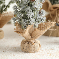 LINGKAI Vente en gros Nouveau Mini Sapin de Noël de Bureau avec Neige Floquée, Revêtement en Tissu de Noël