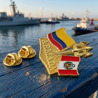 Pins de Solapa Personalizados de Metal Esmaltado, Aleación de Zinc, Chapados en Oro, con Bandera Cruzada de Colombia y Perú, para Sombreros o Ropa