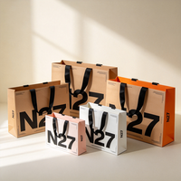Tas Kertas Warna Kontras Desain Bebas Logo Kustom Kelas Atas Produksi 72 Jam Kemasan Butik Mode Ramah Lingkungan